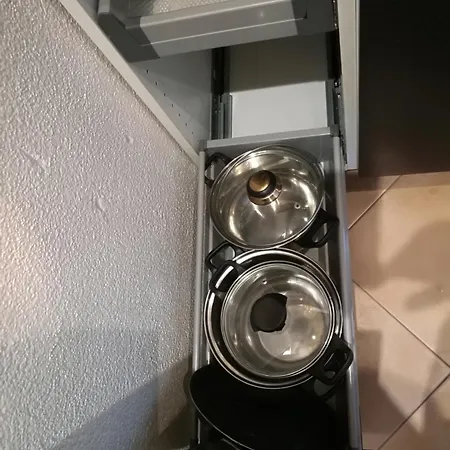 Red Apartament
