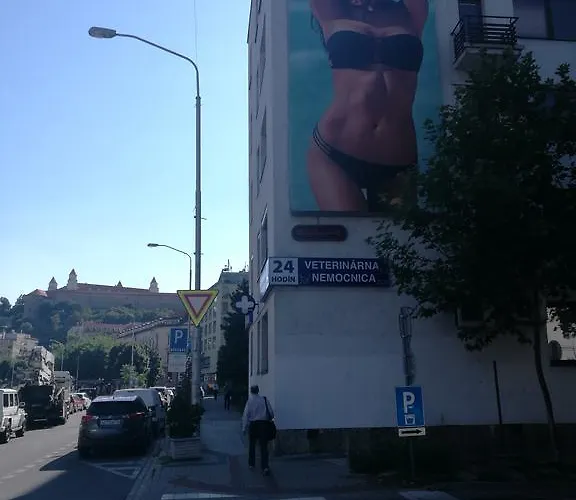 Апартаменты Red *