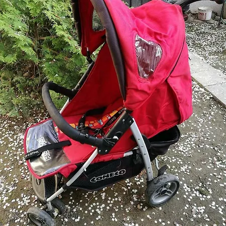 Red شقة براتسيلافا